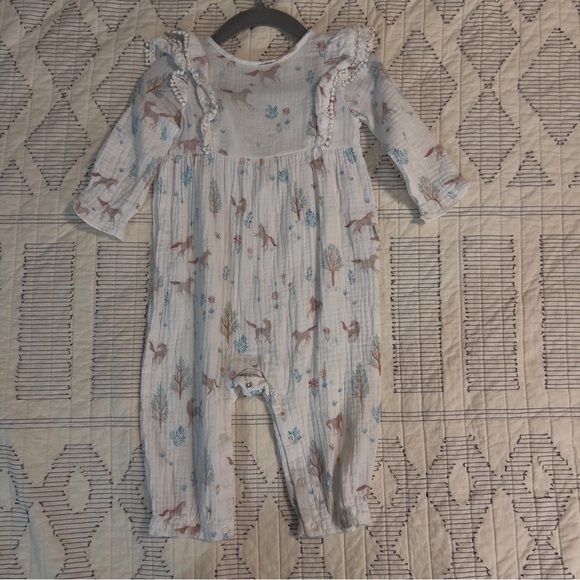 Elegant Baby Organic Muslin Jumpsuit Size 6-9 months - Picture 3 of 5